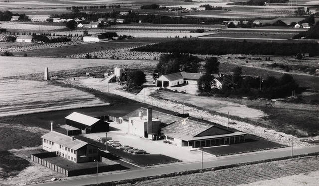 <strong>BoConcept｜ボーコンセプト</strong>　空から見た家具工場。