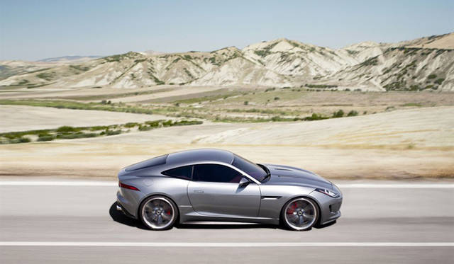 <strong>JAGUAR C-X16│ジャガー C-X16</strong>