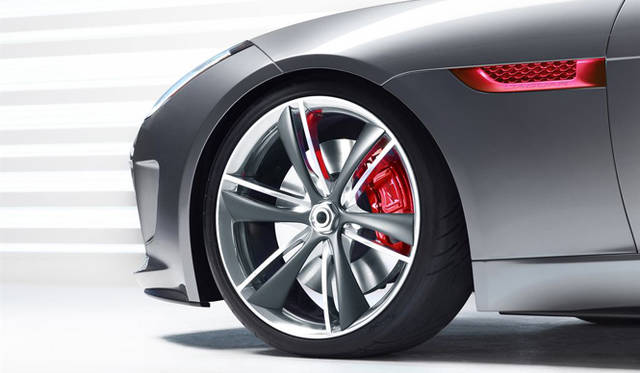 <strong>JAGUAR C-X16│ジャガー C-X16</strong>