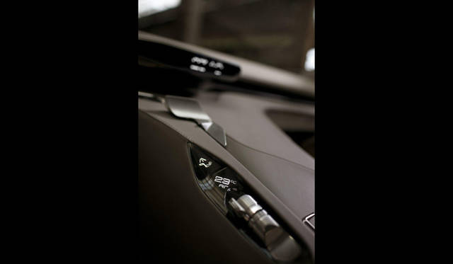 <strong>Peugeot HX1｜プジョー HX1</strong>