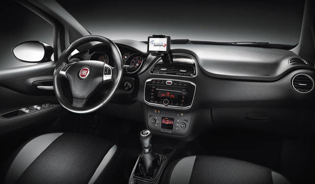 <strong>Fiat Punto｜フィアット プント</strong>