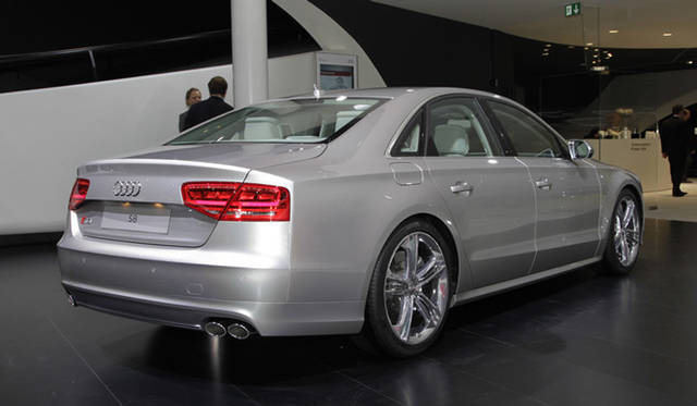 <strong>“The Look Ahead”─Audi Urban Future Summit ＆ IAA Preview</strong>　アウディ S8