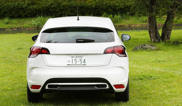 <strong>CITROEN DS4｜シトロエン DS4</strong>　Chic