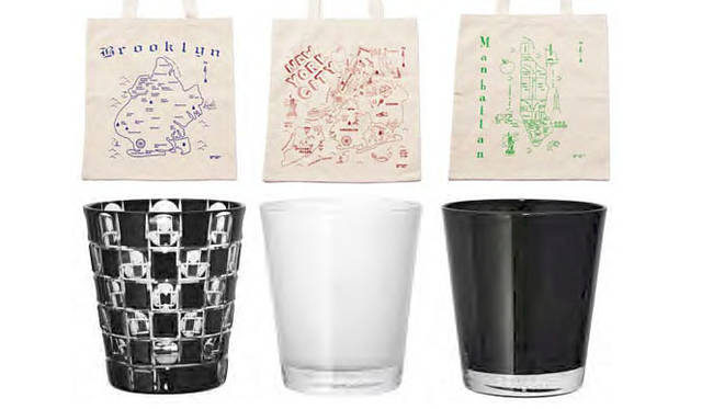<strong>BARNEYS NEW YORK｜バーニーズ　ニューヨーク</strong>　バーニーズ　ニューヨーク福岡店 オープン記念アイテム<br>上／「MAPTOTE×BARNEYS NEW YORK」マップトート各3045円、下／「KIKI×BARNEYS NEW YORK」グラス（左）3万6750円、（中・右）各2625円