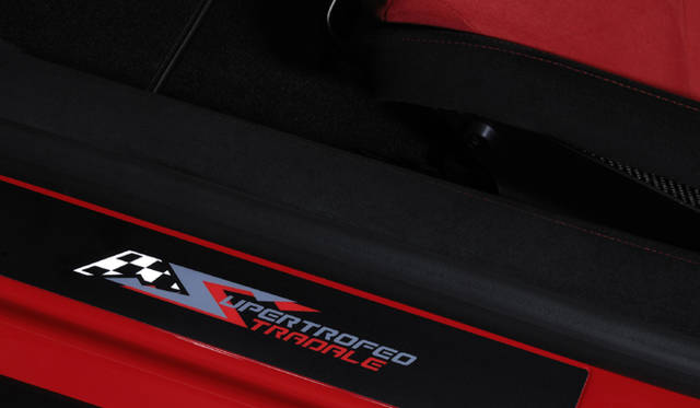 <strong>ランボルギーニ ガヤルド Lp 570-4 スーパートロフェオ ストラダーレ</strong>