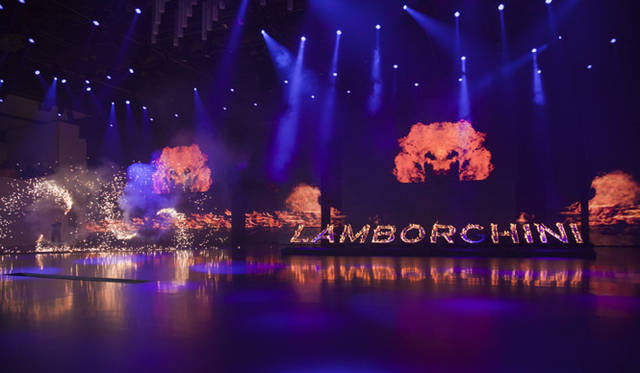 <strong>ランボルギーニ ガヤルド Lp 570-4 スーパートロフェオ ストラダーレ</strong>