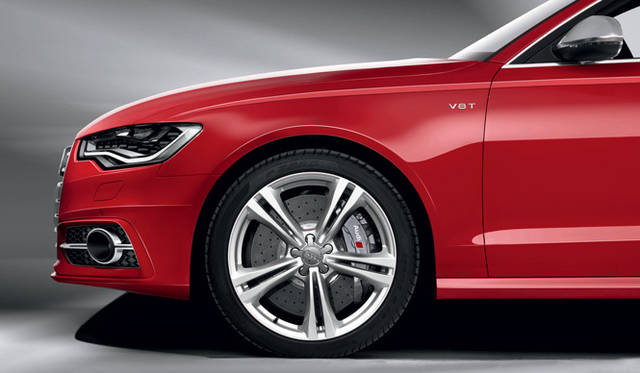 <strong>Audi S6｜アウディ S6</strong>