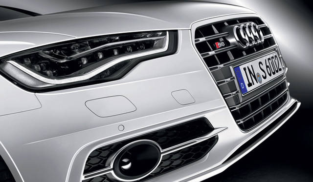 <strong>Audi S6 Avant｜アウディ S6 アバント</strong>