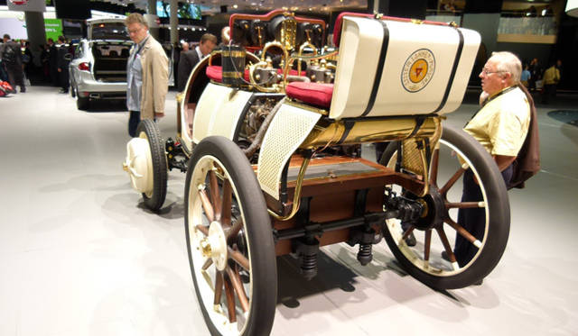 <strong>Porsche Semper Vivus｜ポルシェ Semper Vivus</strong>