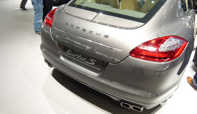 <strong>Porsche Panamera turbo S｜ポルシェ パナメーラ ターボS</strong>