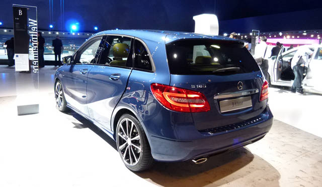 <strong>Mercedes-Benz B-class｜メルセデス・ベンツ Bクラス</strong>