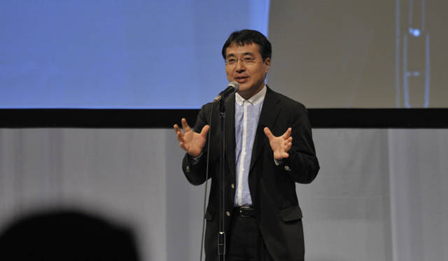 <strong>自然エネルギー財団｜世界の英知を結集し、いよいよ始動</strong>　環境エネルギー政策研究所所長 飯田哲也氏