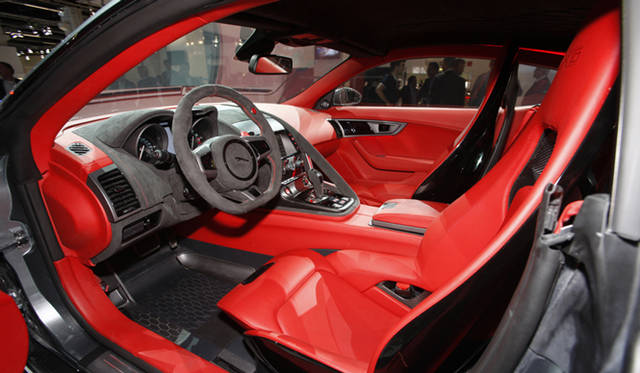 <strong>JAGUAR C-X16│ジャガー C-X16</strong>