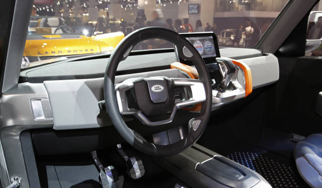 <strong>LANDROVER DC100｜ランドローバー DC100</strong>　