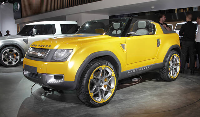 <strong>LANDROVER DC100 Sport｜ランドローバー DC100 スポーツ</strong>