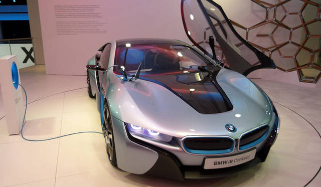 <strong>BMW i8 concept｜ビー・エム・ダブリュー i8 コンセプト</strong>