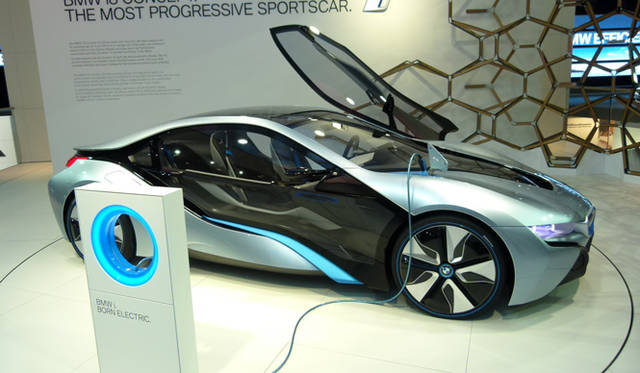 <strong>BMW i8 concept｜ビー・エム・ダブリュー i8 コンセプト</strong>