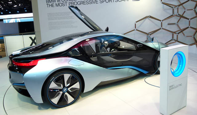 <strong>BMW i8 concept｜ビー・エム・ダブリュー i8 コンセプト</strong>