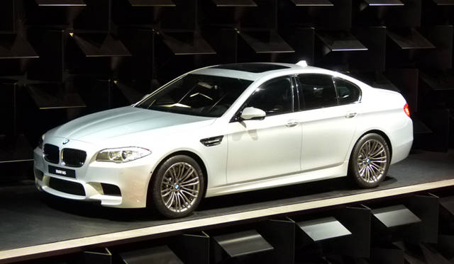 <strong>BMW M5｜ビー・エム・ダブリュー M5</strong>