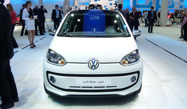 <strong>Volkswagen white up!｜フォルクスワーゲン ホワイト up!</strong>