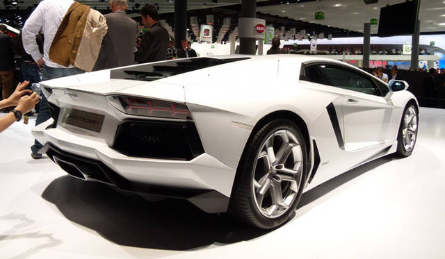 <strong>Lamborghini Aventador LP 700-4｜ランボルギーニ アヴェンタドール LP 700-4</strong>