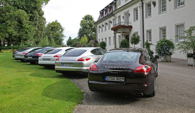 <strong>Porsche Panamera turbo S｜ポルシェ パナメーラ ターボS</strong>