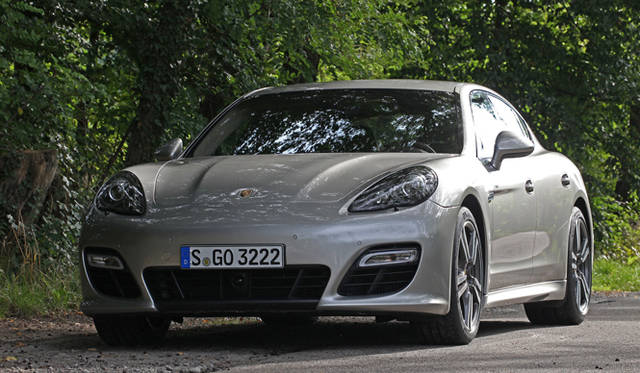 <strong>Porsche Panamera turbo S｜ポルシェ パナメーラ ターボS</strong>