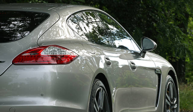 <strong>Porsche Panamera turbo S｜ポルシェ パナメーラ ターボS</strong>