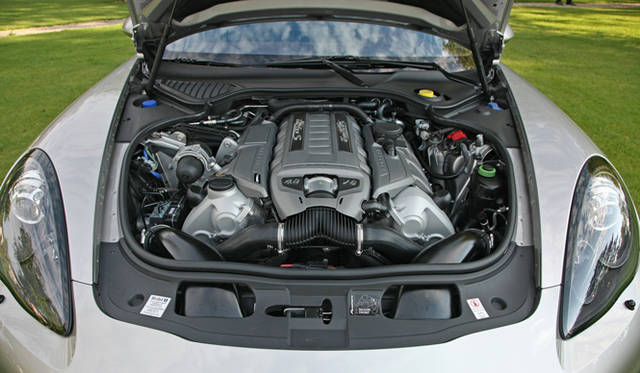 <strong>Porsche Panamera turbo S｜ポルシェ パナメーラ ターボS</strong>