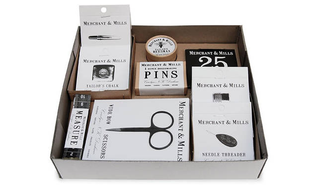 <strong>MERCHANT&MILLS｜マーチャント＆ミルズ</strong>　「SEWING BOX」（サイズ｜21.7×23.8×5.2cm、価格｜5880円）