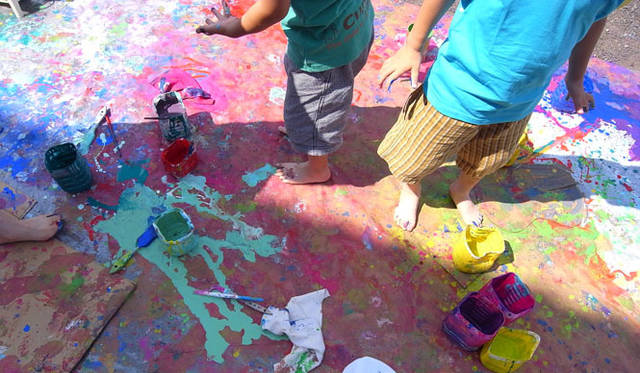 <strong>特集｜OPENERS的ニッポンの若手建築家 PARTII　アラキ＋ササキアーキテクツ</strong>　ミニサーカス隊キャラバン (2011年)