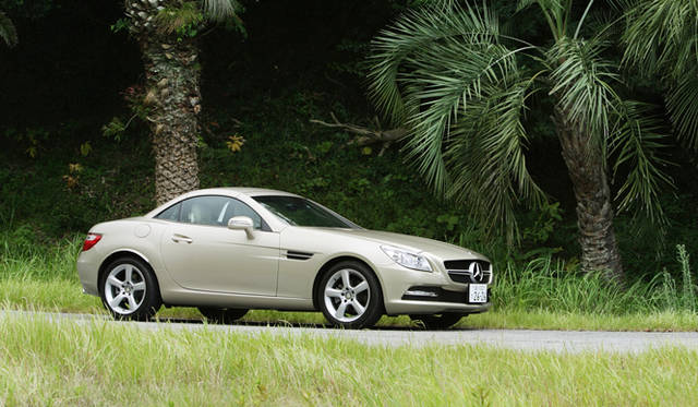 <strong>Mercedes-Benz SLK200 BlueEFFICIENCY｜メルセデス・ベンツ SLK200 ブルーエフィシエンシー</strong>