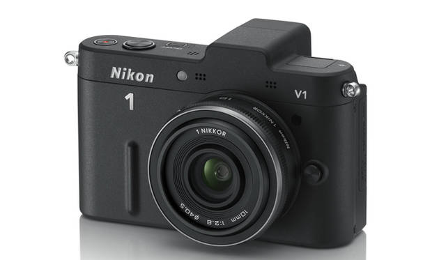 <strong>Nikon｜満を持して、ミラーレス参入</strong>　「Nikon 1 V1」ブラック