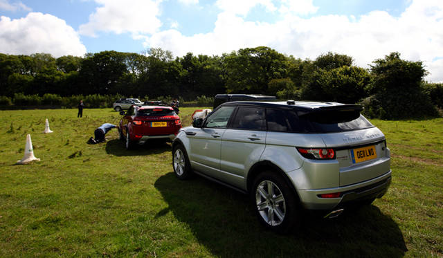 <strong>RANGEROVER EVOQUE｜レンジローバー イヴォーク</strong>