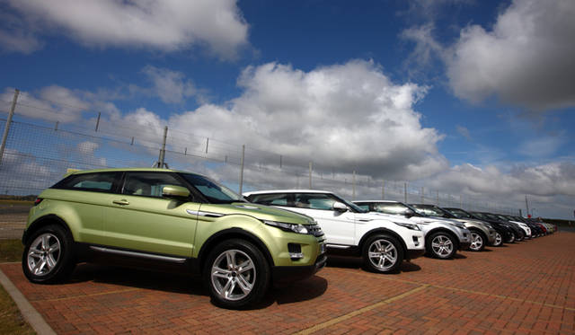 <strong>RANGEROVER EVOQUE｜レンジローバー イヴォーク</strong>