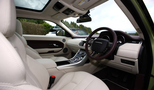 <strong>RANGEROVER EVOQUE｜レンジローバー イヴォーク</strong>