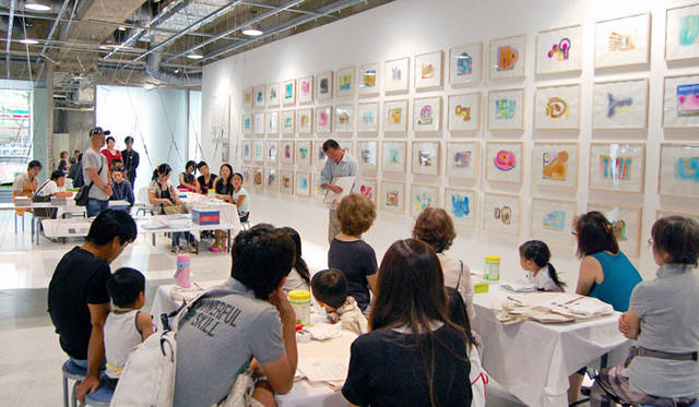 <strong>ELTTOB TEP ISSEY MIYAKE</strong>　SEMBA店で開催した「きょうも生きている・ヨカッタね」より