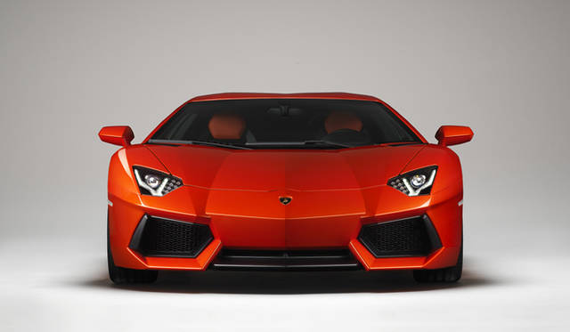 <strong>Lamborghini Aventador LP 700-4｜ランボルギーニ アヴェンタドール LP 700-4</strong>