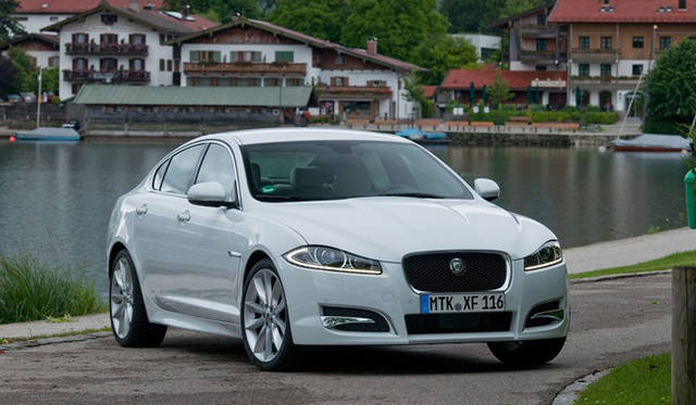 <strong>Jaguar XF│ジャガー XF</strong>