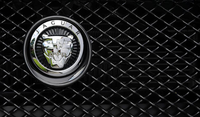 <strong>Jaguar XF│ジャガー XF</strong>