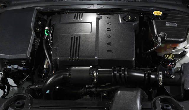 <strong>Jaguar XF│ジャガー XF</strong>