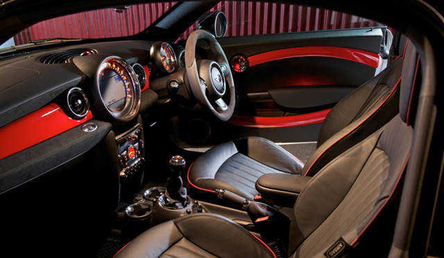 <strong>MINI Coupe｜ミニ クーぺ</strong>　