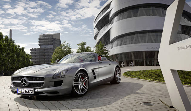 <strong>Mercedes-Benz SLS AMG Roadster｜メルセデス・ベンツ SLS AMG ロードスター</strong>