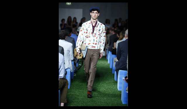 <strong>PRADA｜プラダ</strong>　