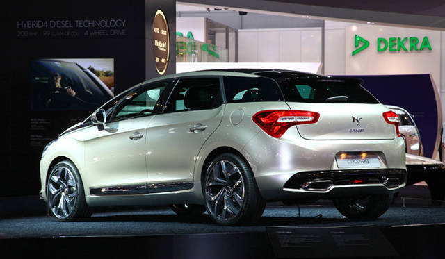 <strong>CITROEN DS5｜シトロエン DS5</strong>