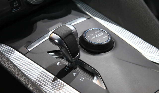 <strong>CITROEN DS5｜シトロエン DS5</strong>