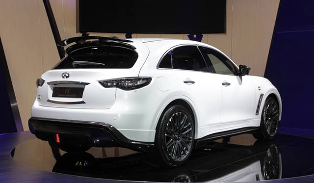 <strong>Infiniti FX Sebastian Vettel concept｜インフィニティFX セバスチャン・ベッテル コンセプト</strong>