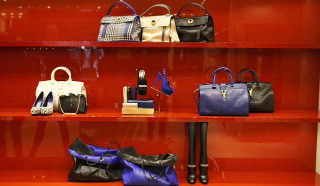 <strong>YVES SAINT LAURENT｜イヴ・サンローラン</strong>　『イヴ・サンローラン 表参道店』リニューアルオープン<br />Courtesy of Yves Saint Laurent