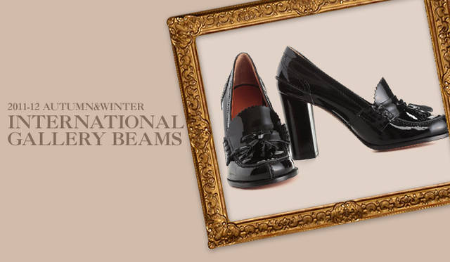 <strong>INTERNATIONAL GALLERY BEAMS｜インターナショナルギャラリー ビームス</strong><br />ニット同様、今シーズン大注目なのがトラディショナルなシューズ。モードな気分であれば、パテント素材のものを選ぶのが正解。<br />タッセル付きパンプス（CELINE）　8万9250円（セリーヌ／インターナショナルギャラリー ビームス　Tel. 03-3470-3925）