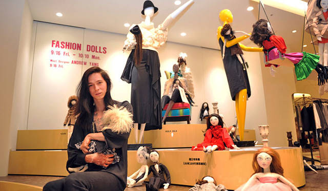 <strong>BARNEYS NEW YORK｜バーニーズ　ニューヨーク</strong>　「ANDREW YANG for BARNEYS NEW YORK」　ドールアーティスト アンドリュー・ヤン